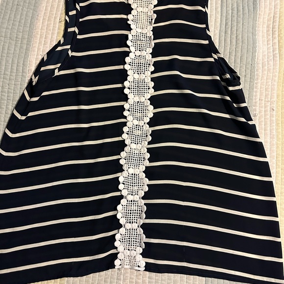 Le Lis  blue striped tank top Large - Picture 3 of 4